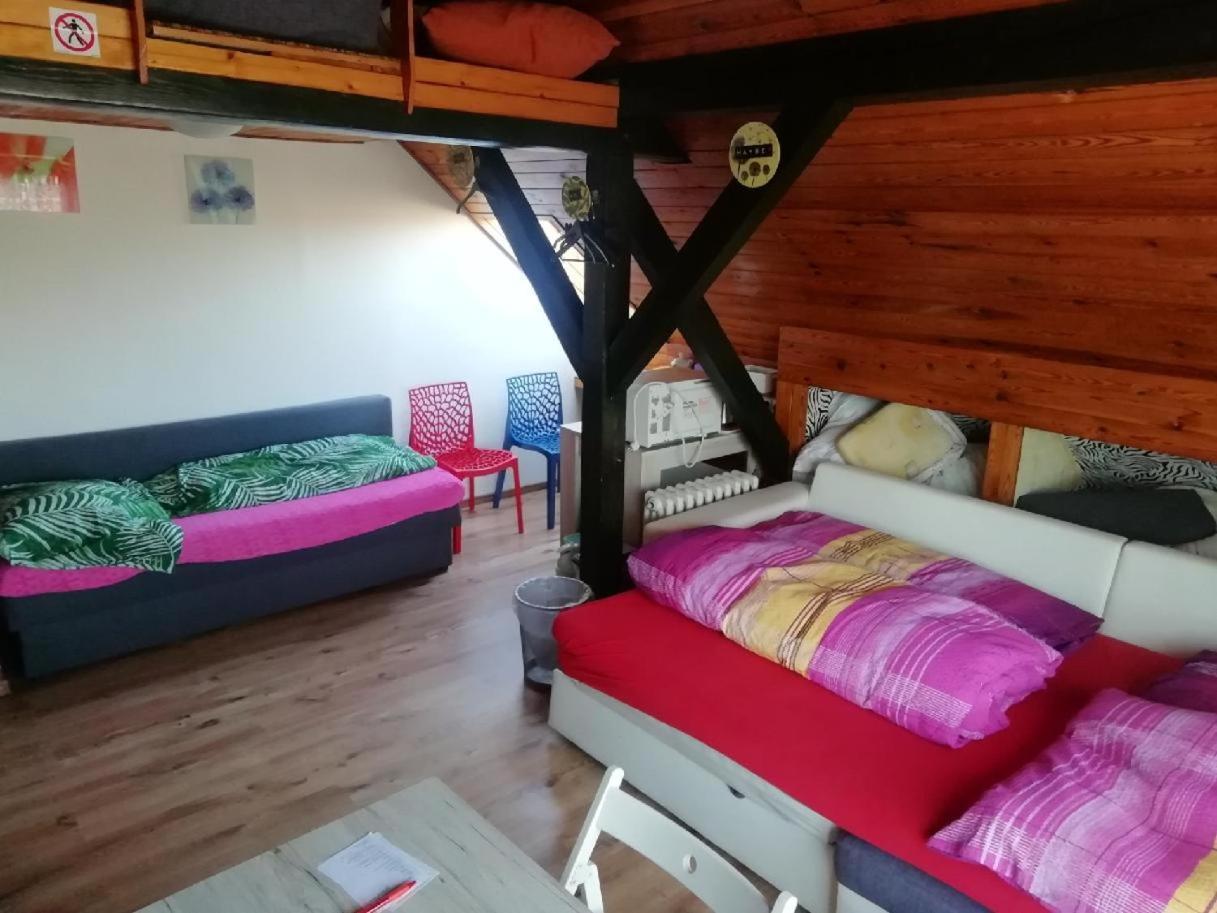 Suite Ohrada Praga Esterno foto
